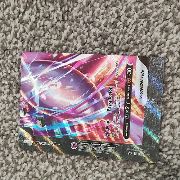 v union pokemon cards Zacian V-Union - 4 Card Set - SWSH163 - SWSH164 - SWSH165 - SWS166 [1] Union Gain Attach up to 2 L Energy cards from your discard pile to this Pokemon Here's What Comes In The